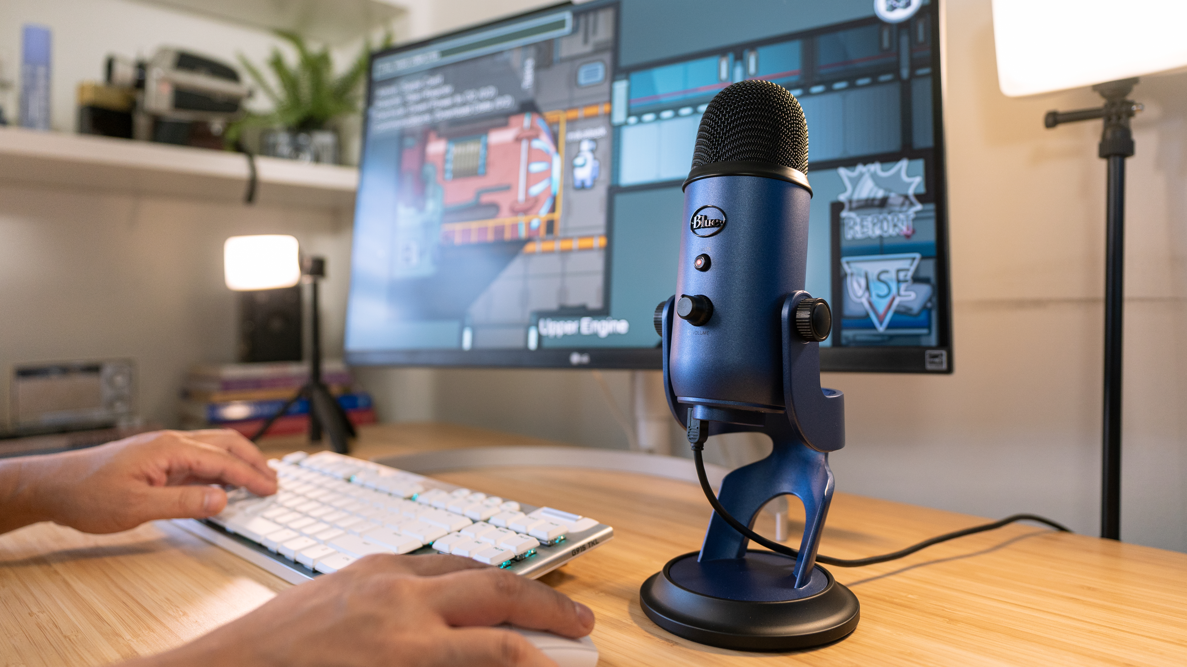 ストリーミング - ウェブカメラ、マイク、ライト | ロジクール