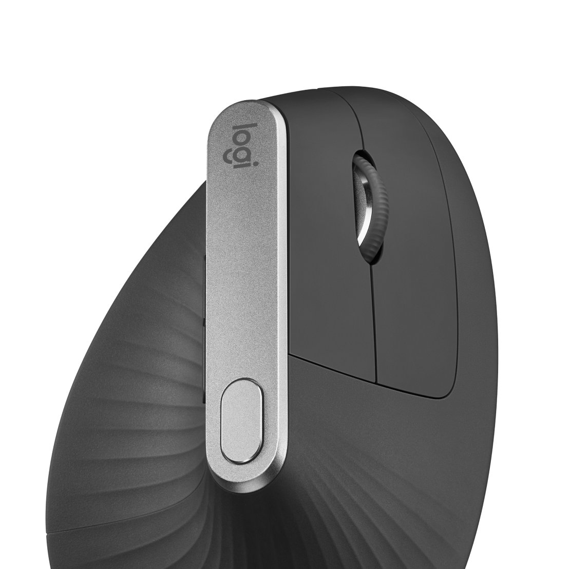 hero-mx-vertical-mouse-desktop.png