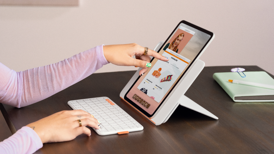 Flip Folio と Combo Touch iPad キーボードケースの比較 | ロジクール