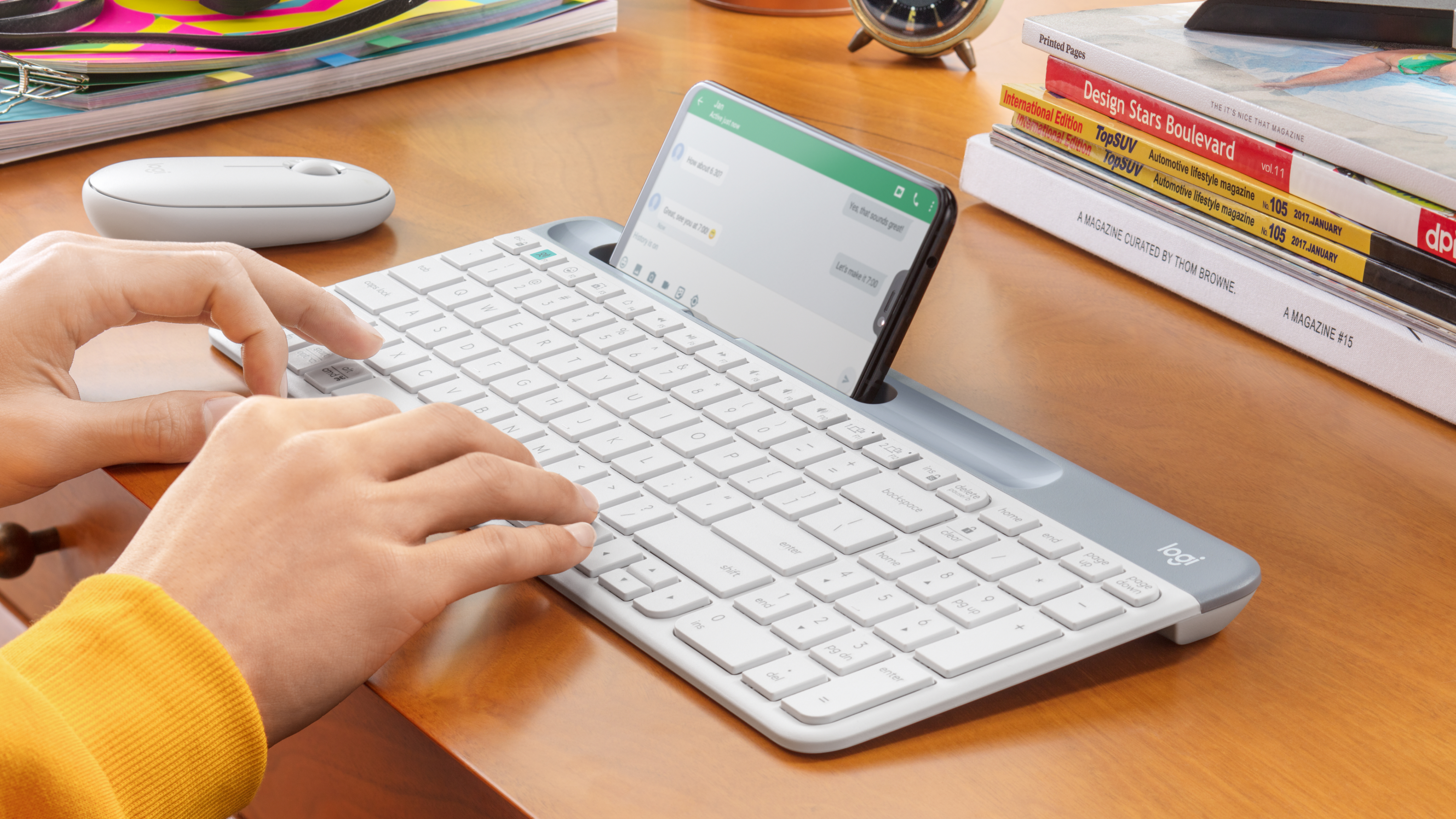 k580-slim-multidevice-offwhite