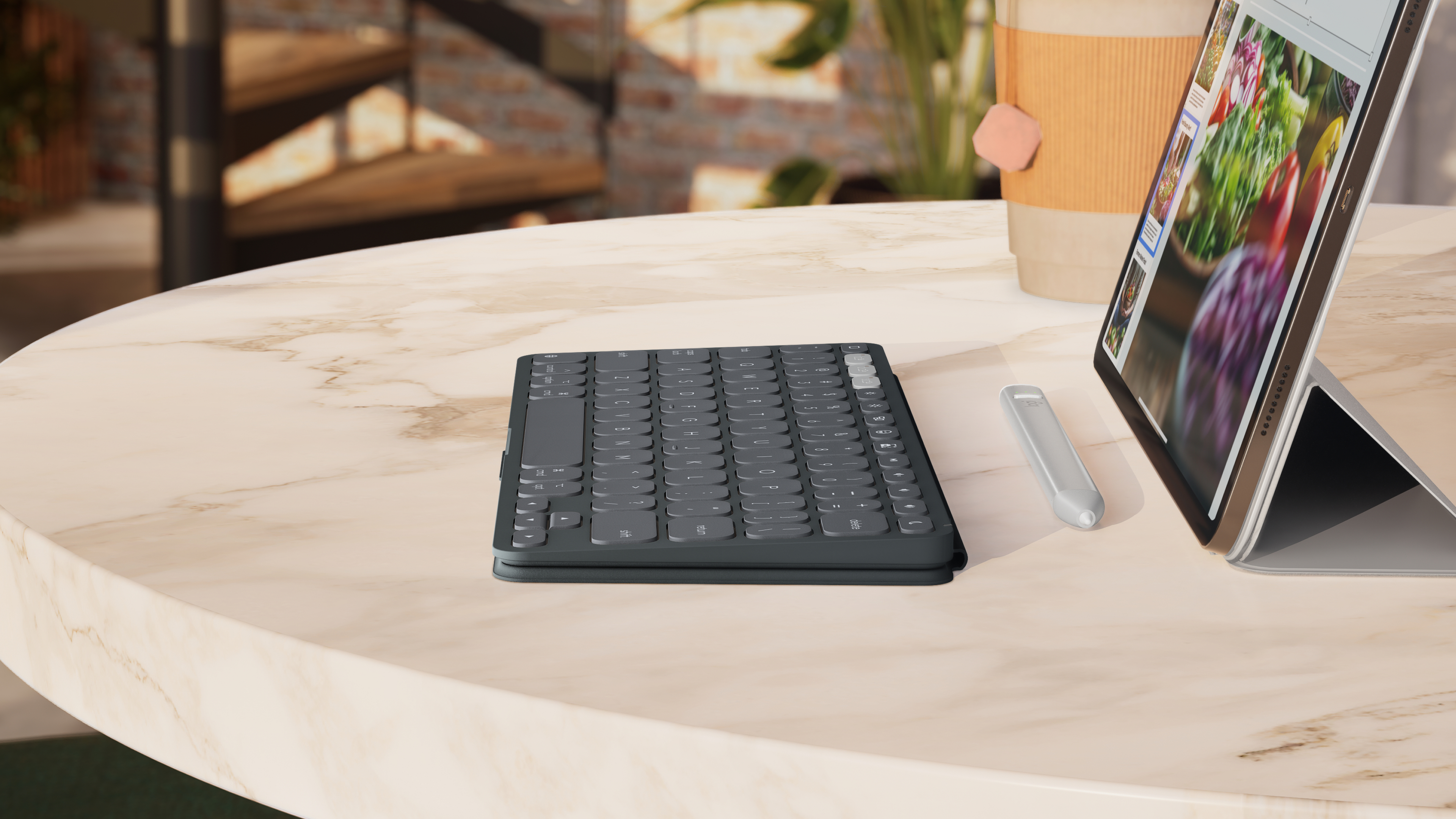 美品　KEYS-TO-GO2 Keys-To-Go 2タブレット キーボード |ロジクール