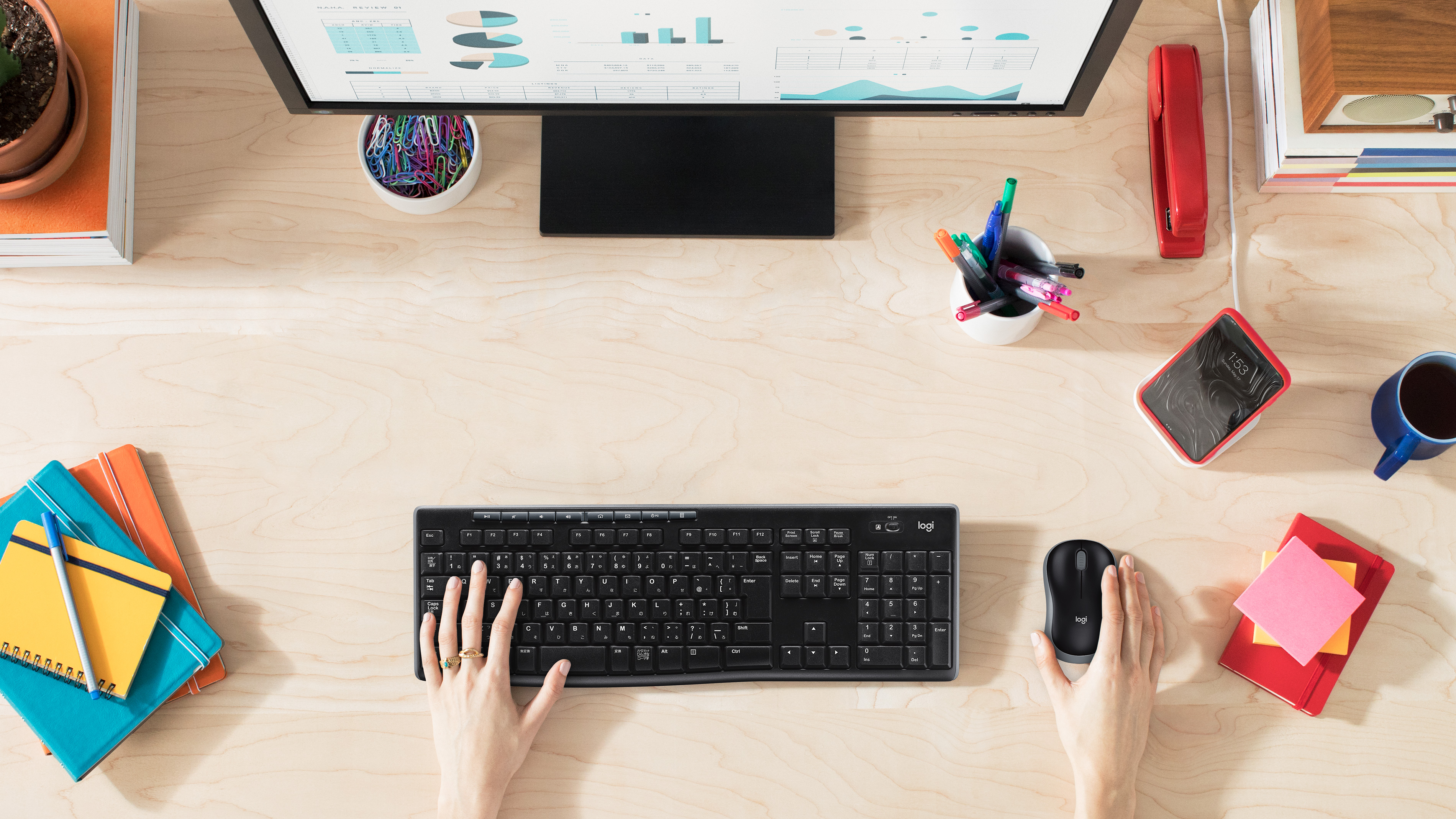 Logitech K270 WIRELESS COMBO Keyboard & M185 PC Mouse 810